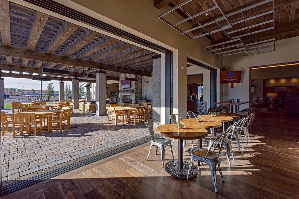 skye-canyon-indoor-outdoor-bistro