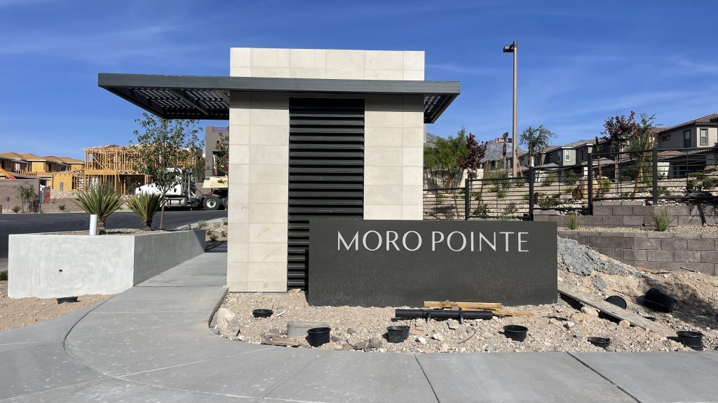 Moro Pointe by Richmond American